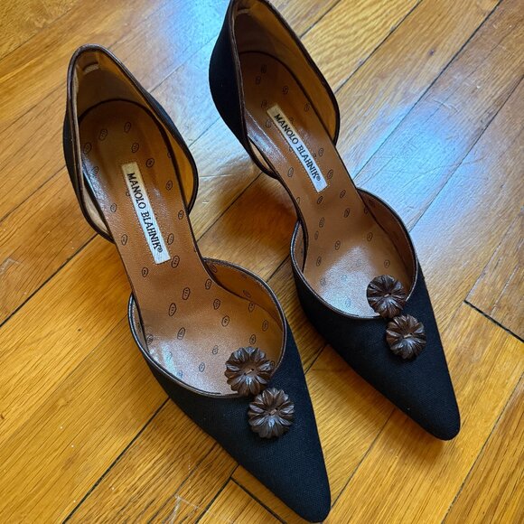 Manolo Blahnik D'Orsay Pumps - 41 - Picture 1 of 4